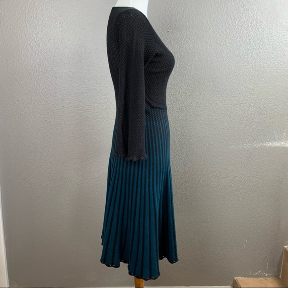 FCUK flare sleeve fit and flare sweater dress - Picture 4 of 14